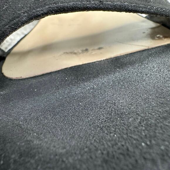 Lexi & Abbie: Pom Pom Heels - Picture 5 of 10